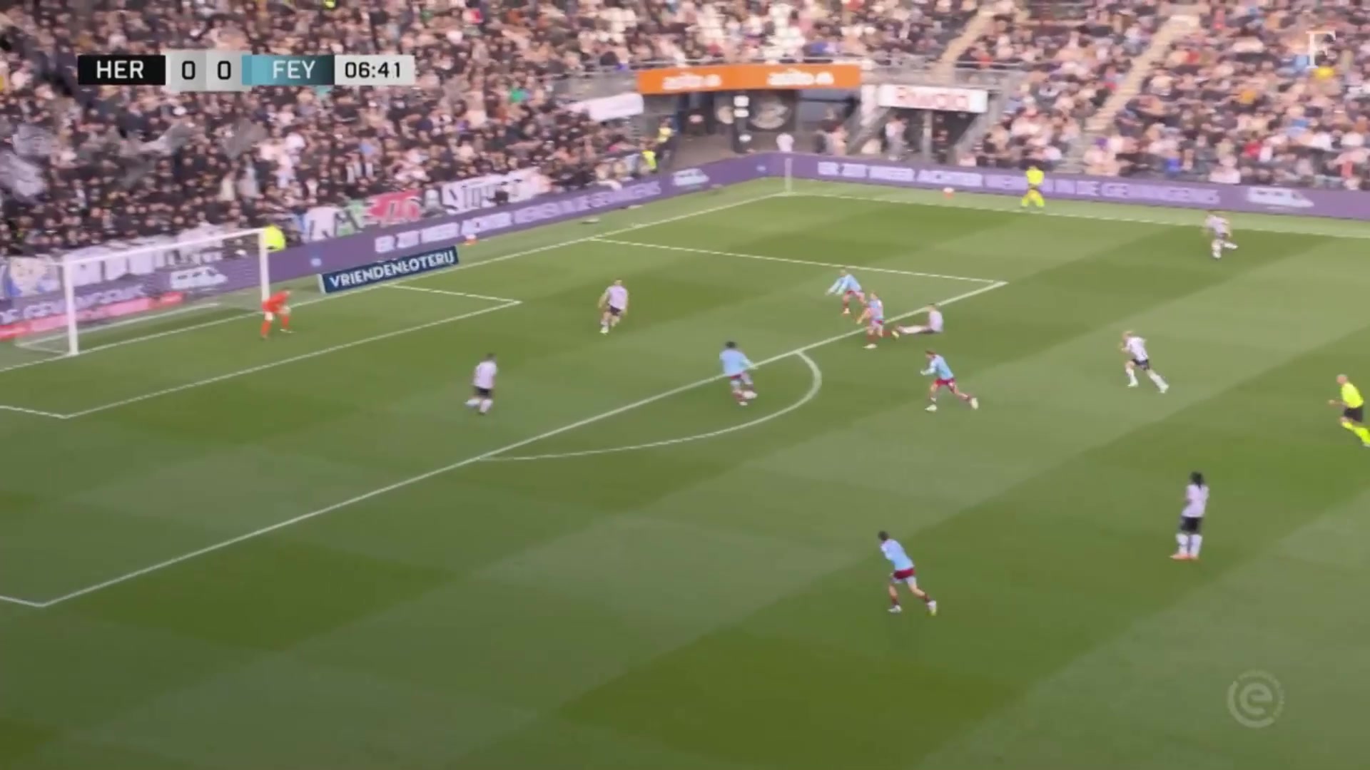 是真的强日本锋霸上田绮世荷甲半场戴帽9轮11球领跑射手榜